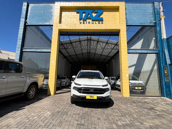 FIAT TORO 2.0 16V TURBO DIESEL FREEDOM 4WD AT9